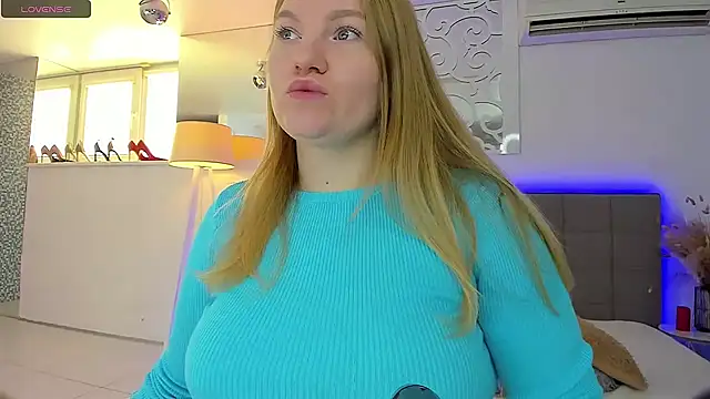 AshleyJoness online show from October 5, 5:20 am