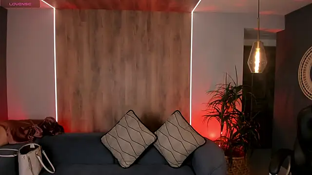 LiamCarterX online show from November 19, 3:17 am