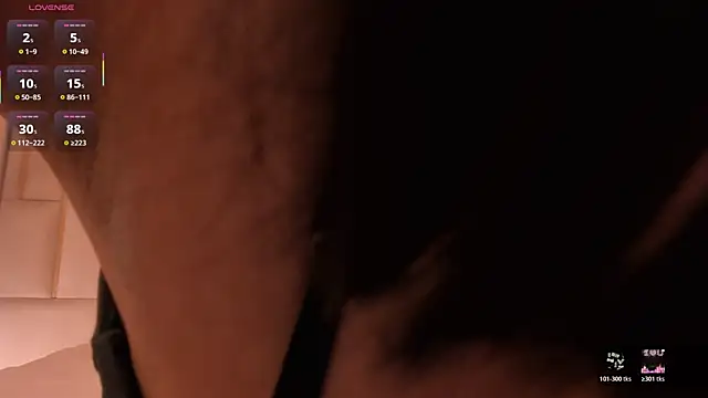 Snapshot of LiamCarterX chatting on July 8, 12:39 pm LiamCarterX online show from July 8, 12:39 pm