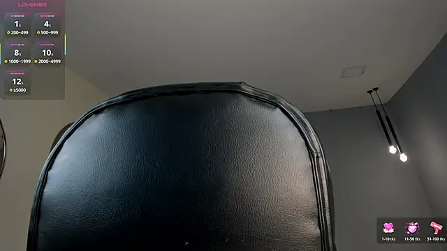 LiamCarterX online show from January 13, 3:32 am