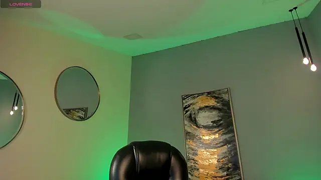 LiamCarterX online show from December 1, 12:11 am