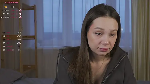 chillgirll online show from November 6, 5:00 am