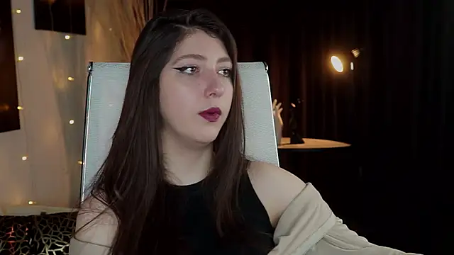 Mary Miiller online show from March 26, 6:33 am