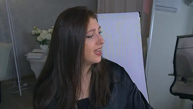 Mary Miiller online show from November 6, 6:17 am