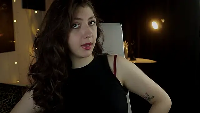 Snapshot of Mary_Miiller chatting on March 4, 7:38 am Mary Miiller online show from March 4, 7:38 am