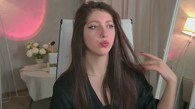 Mary Miiller online show from January 8, 6:52 am