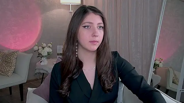 Mary Miiller online show from March 9, 9:24 am