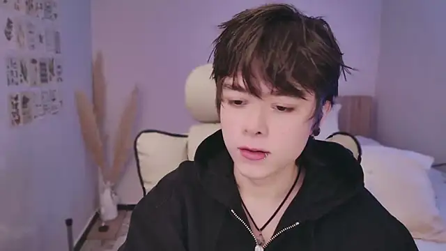 Snapshot of PaulTexx chatting on November 2, 6:57 pm PaulTexx online show from November 2, 6:57 pm