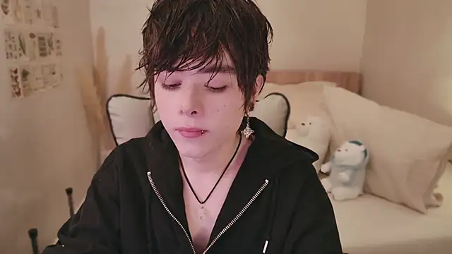 Snapshot of PaulTexx chatting on November 23, 10:42 pm PaulTexx online show from November 23, 10:42 pm