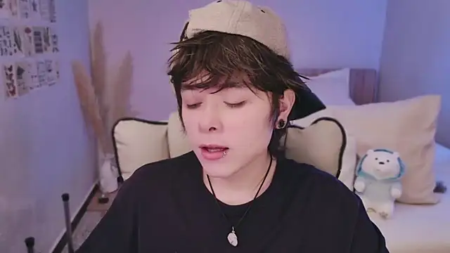 Snapshot of PaulTexx chatting on November 18, 9:07 pm PaulTexx online show from November 18, 9:07 pm