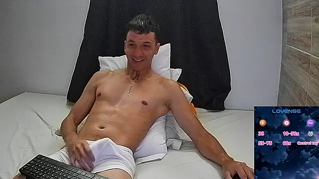 angelicious  online show from April 8, 11:44 am