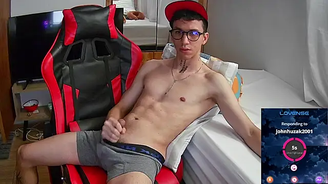 angelicious  online show from December 2, 11:45 am