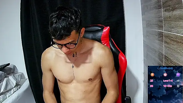 angelicious  online show from April 16, 12:39 pm