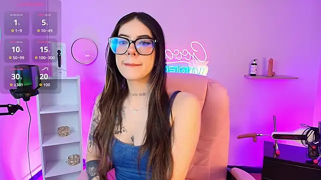 Alice Vixen online show from October 16, 12:24 pm