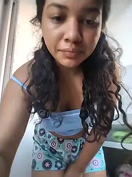 Snapshot of Eimy-04 chatting on May 24, 2:39 pm Eimy-04 online show from May 24, 2:39 pm
