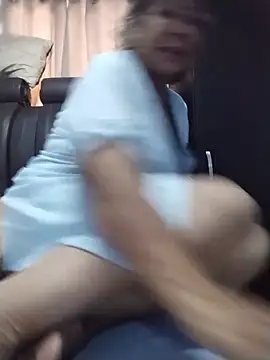 OliviaMorris1 online show from May 18, 12:21 pm