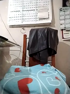 Snapshot of OliviaMorris1 chatting on November 3, 2:42 pm OliviaMorris1 online show from November 3, 2:42 pm