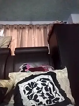 OliviaMorris1 online show from April 10, 11:06 am