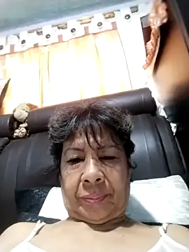 Snapshot of OliviaMorris1 chatting on November 1, 3:28 pm OliviaMorris1 online show from November 1, 3:28 pm