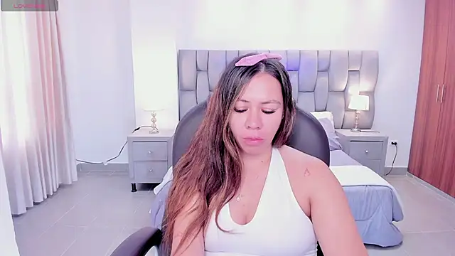 Brandy priscot online show from October 22, 7:02 pm