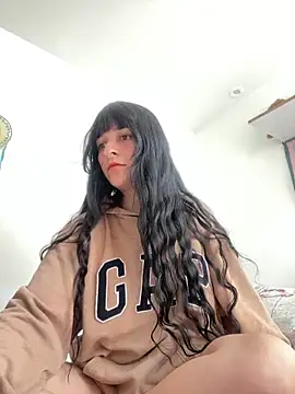 Snapshot of Abril_thompson98 chatting on September 18, 6:00 pm Abril thompson98 online show from September 18, 6:00 pm