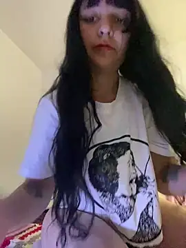 Snapshot of Abril_thompson98 chatting on October 17, 9:49 pm Abril thompson98 online show from October 17, 9:49 pm