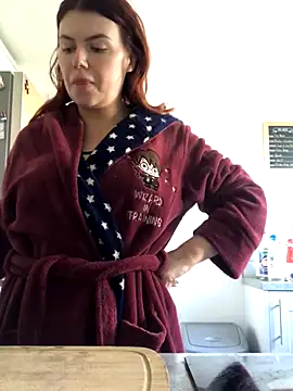 jasminebrooksx online show from September 11, 8:25 am