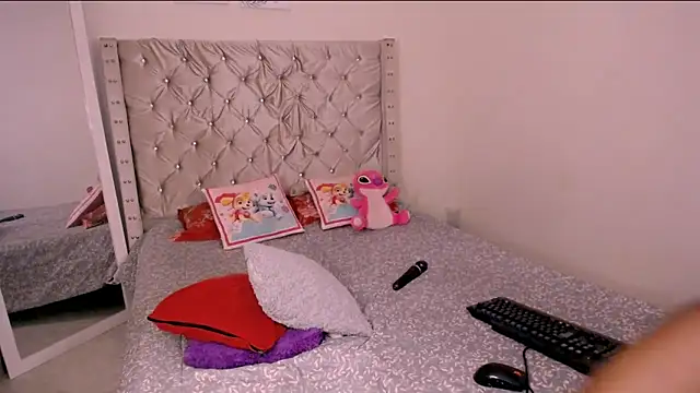 bonniebakerz1 online show from November 15, 11:53 pm