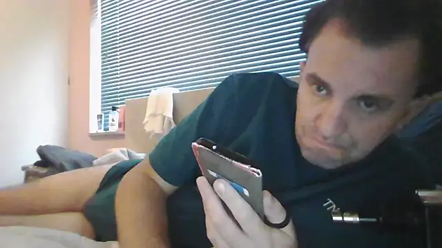 Snapshot of JasperGeil chatting on September 25, 4:57 pm JasperGeil online show from September 25, 4:57 pm