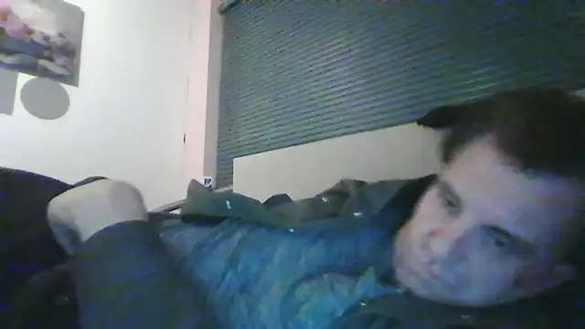 Snapshot of JasperGeil chatting on October 7, 5:36 pm JasperGeil online show from October 7, 5:36 pm