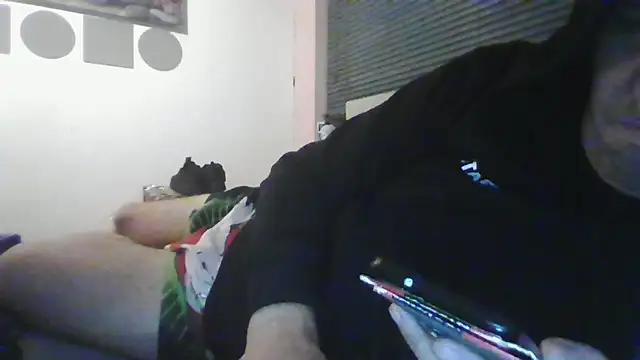 Snapshot of JasperGeil chatting on September 11, 9:37 pm JasperGeil online show from September 11, 9:37 pm