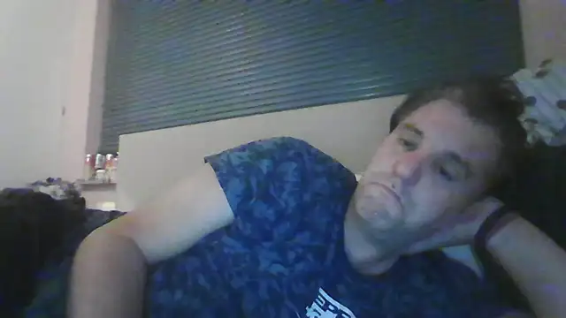 Snapshot of JasperGeil chatting on October 17, 9:05 pm JasperGeil online show from October 17, 9:05 pm