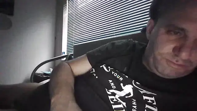 Snapshot of JasperGeil chatting on October 6, 1:34 pm JasperGeil online show from October 6, 1:34 pm