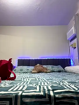 Snapshot of sophiemonroevip chatting on September 14, 2:39 pm sophiemonroevip online show from September 14, 2:39 pm