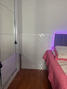 sophiemonroevip online show from April 12, 2:59 am