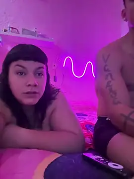 Snapshot of valen1891 chatting on March 18, 2:52 pm valen1891 online show from March 18, 2:52 pm