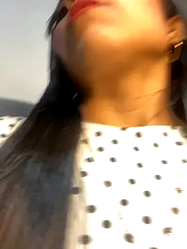 Rosa 25x online show from October 15, 1:08 pm