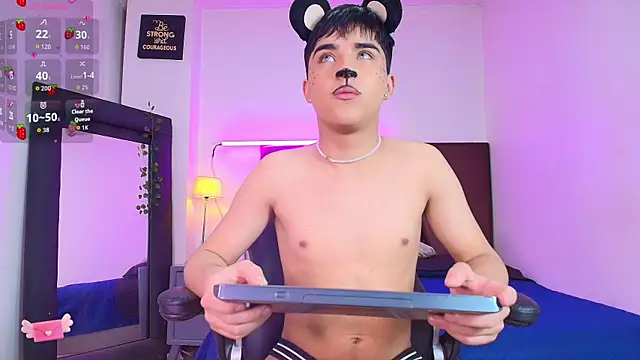 Lucass love online show from November 13, 5:06 pm