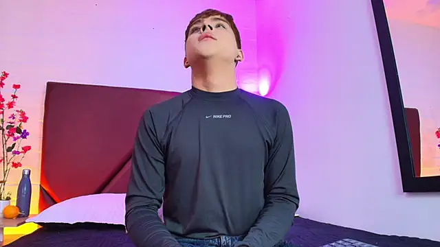 Lucass love online show from March 13, 12:43 pm