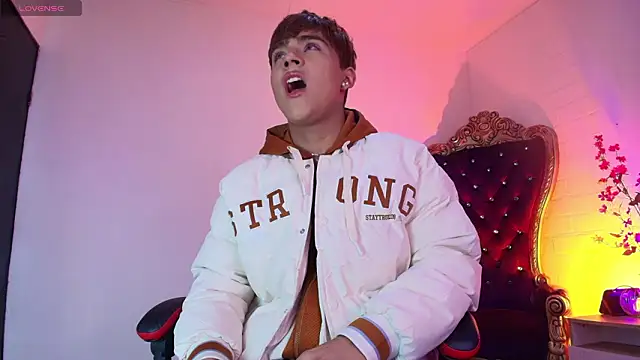 Lucass love online show from March 23, 1:44 pm