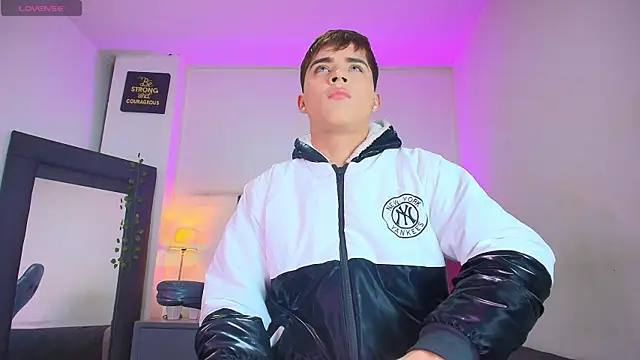 Lucass love online show from January 9, 1:18 pm