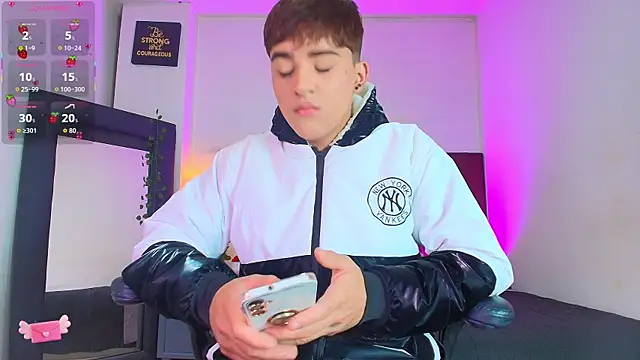 Lucass love online show from January 7, 1:49 pm