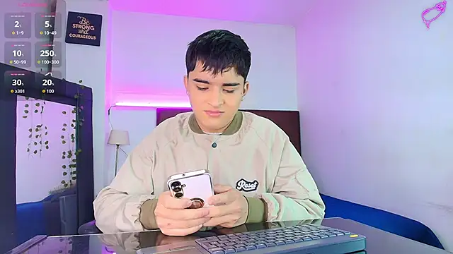 Lucass love online show from November 9, 1:04 pm