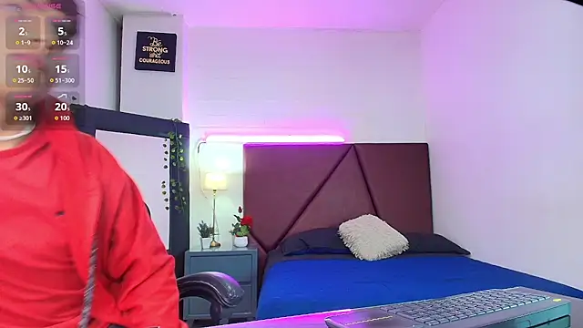 Snapshot of Lucass_love chatting on September 27, 1:17 pm Lucass love online show from September 27, 1:17 pm