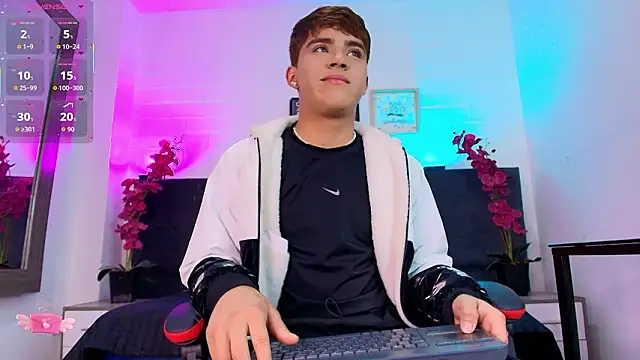 Lucass love online show from March 10, 12:53 pm