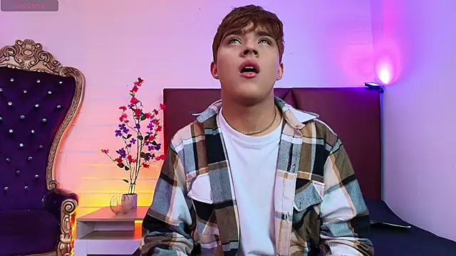 Lucass love online show from March 30, 1:01 pm