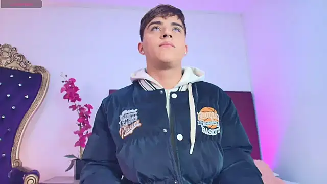 Lucass love online show from February 13, 1:00 pm