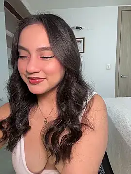 lunatorch online show from April 15, 9:04 pm