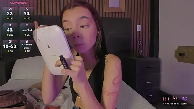 CleoWhite online show from September 25, 4:51 am