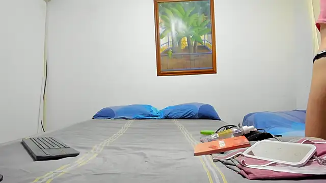 CleoWhite online show from October 20, 5:35 pm